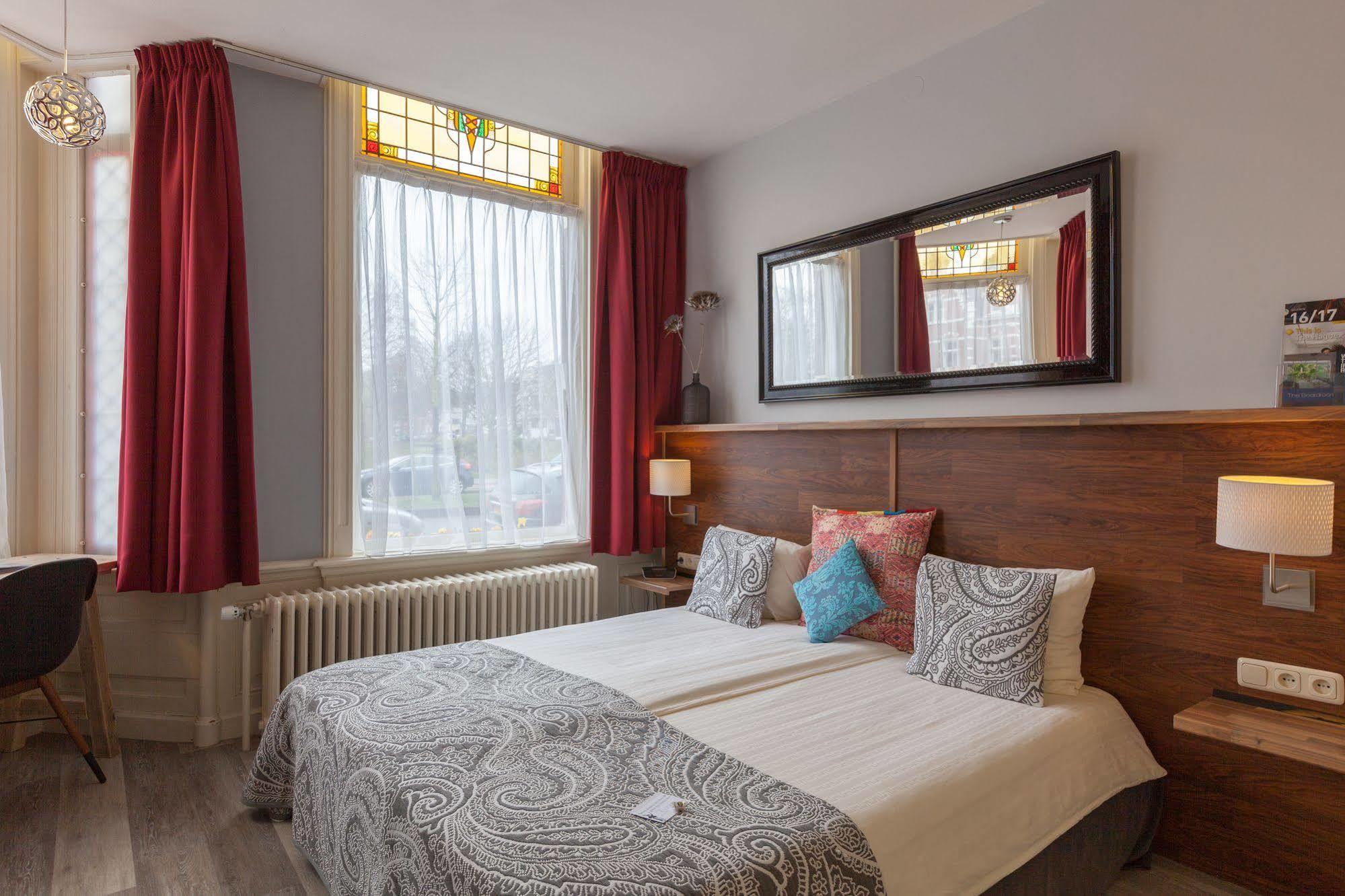 Hotel Western